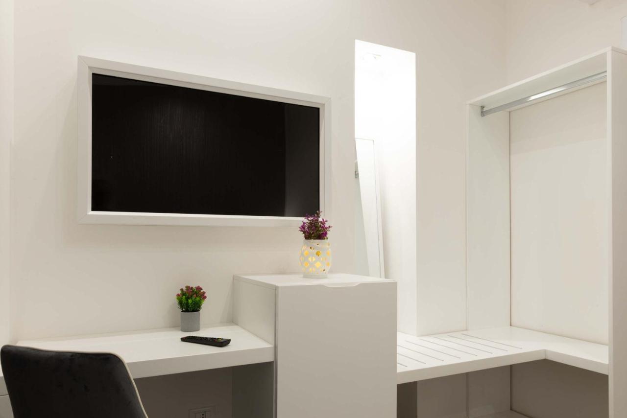 Blanc Rooms Палермо Екстер'єр фото