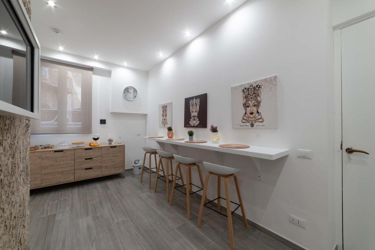 Blanc Rooms Палермо Екстер'єр фото