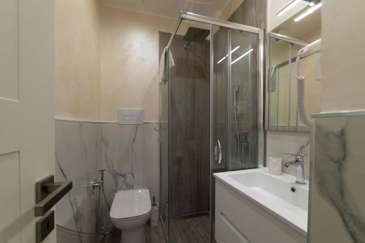 Blanc Rooms Палермо Екстер'єр фото