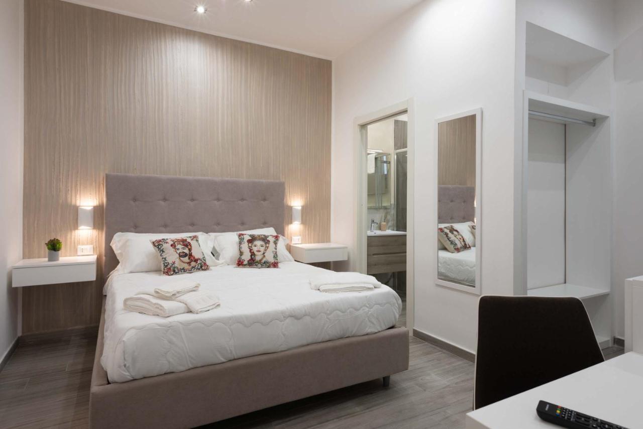 Blanc Rooms Палермо Екстер'єр фото