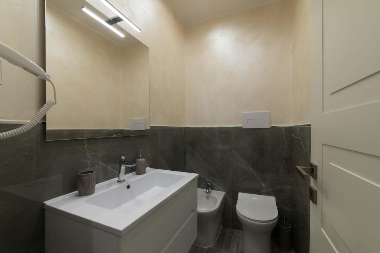 Blanc Rooms Палермо Екстер'єр фото